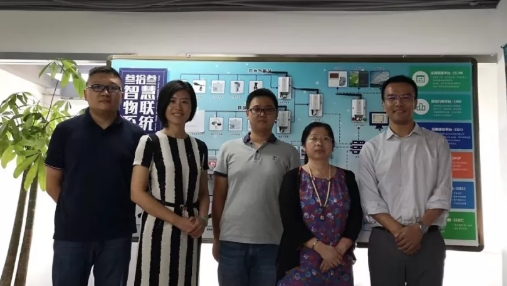 金陵科技学院校长、江苏省农学会智慧农业分会理事长张燕莅临江苏叁拾叁指导