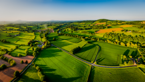 How many steps do unmanned farms need to take to step out of the 'experimental field'?
