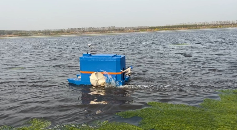 Jiangsu Three&three aquatic feeding robots