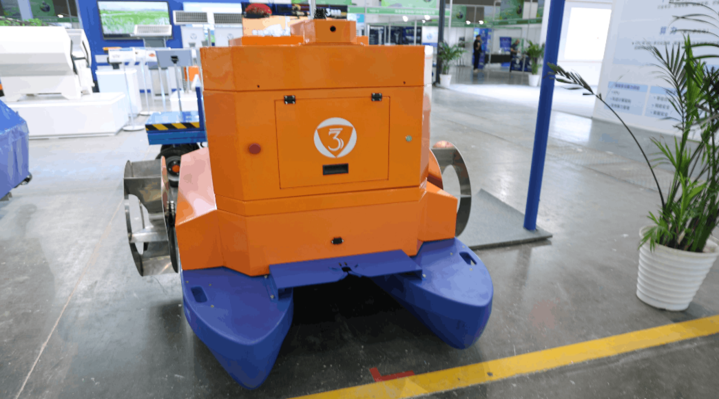 叁拾叁水产投饲机器人料药一体化技术介绍