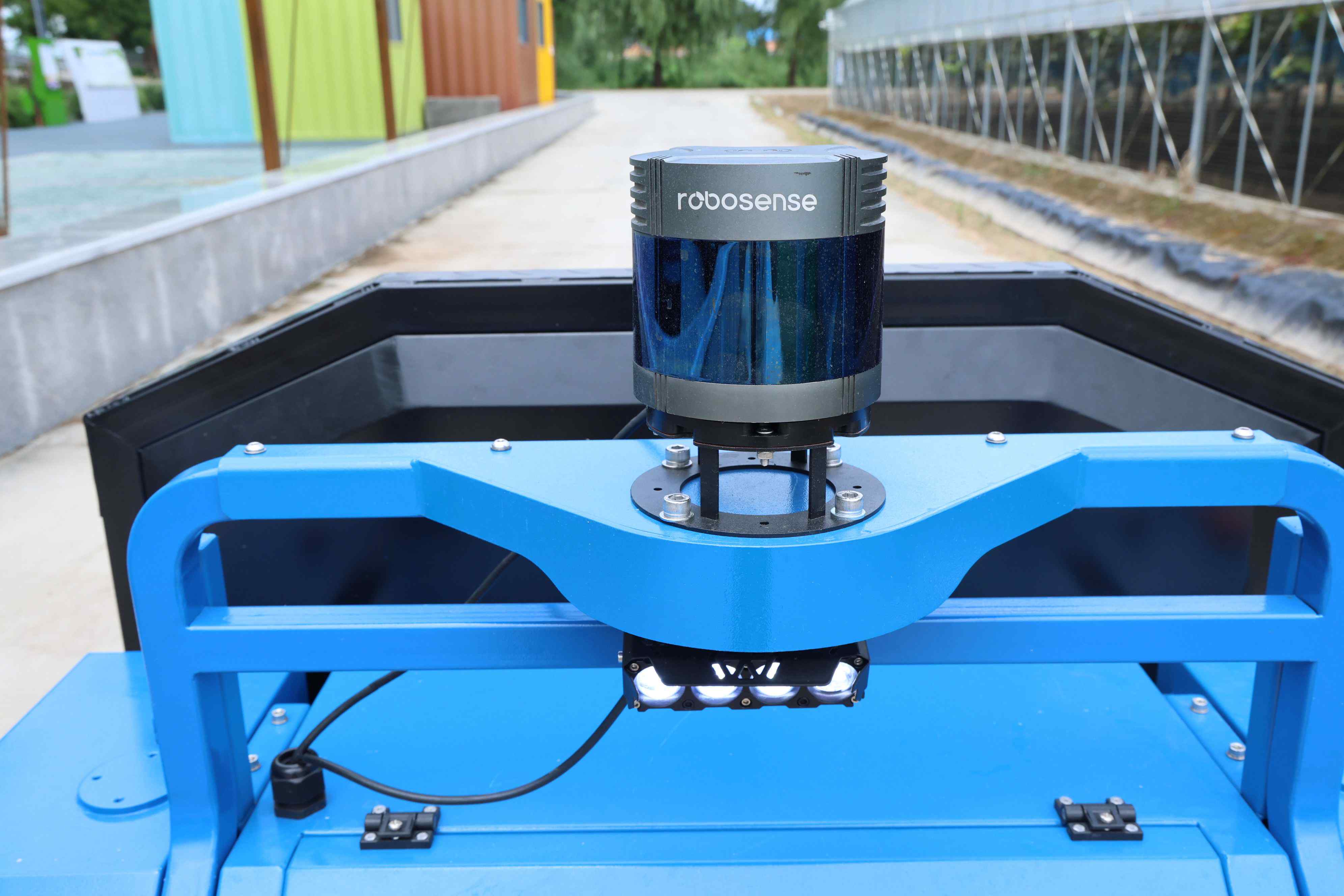 履带植保运输机器人4