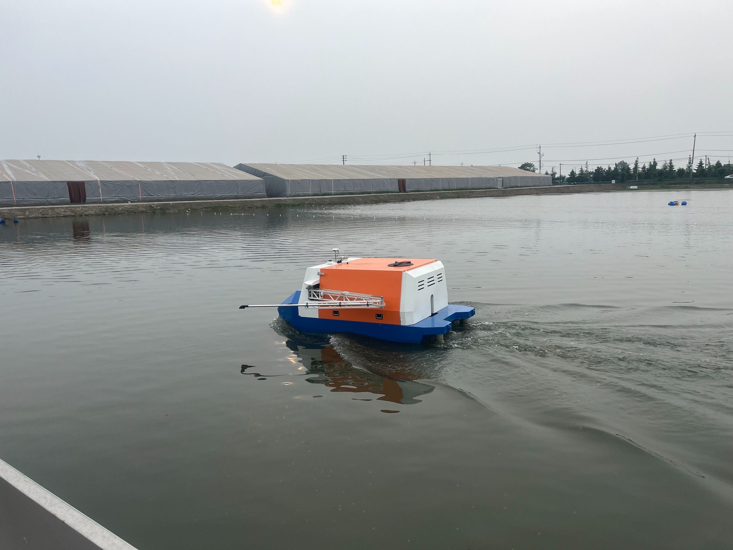 海洋牧场投饲机器人1